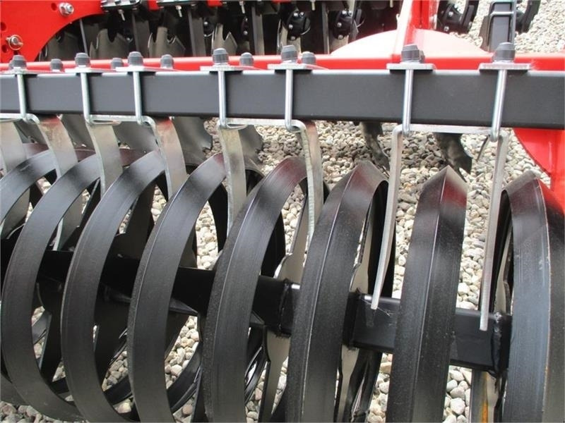 Dexwal Mamut 4 m Med v-rings pakker og 560mm taler - Talířové brány: obrázek 5 Dexwal Mamut 4 m Med v-rings pakker og 560mm taler - Talířové brány: obrázek 5