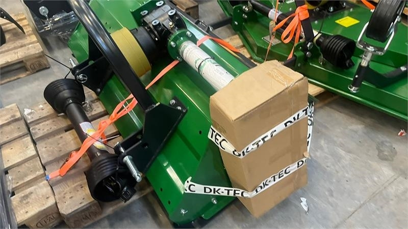 Dk-Tec EFGC175D Slagleklipper med fast tårn og oplukkelig - Žací stroj: obrázek 2 Dk-Tec EFGC175D Slagleklipper med fast tårn og oplukkelig - Žací stroj: obrázek 2
