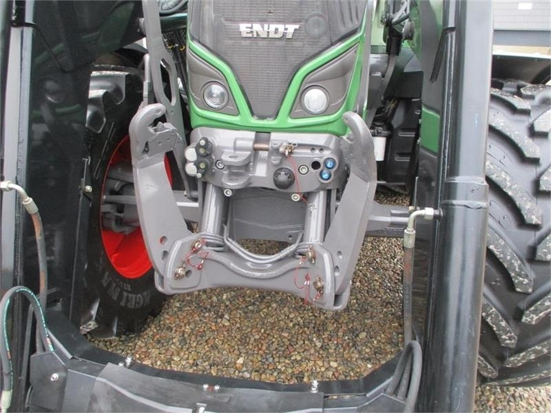 Fendt 514 Vario med frontlæsser og frontlift - Traktor: obrázek 4 Fendt 514 Vario med frontlæsser og frontlift - Traktor: obrázek 4