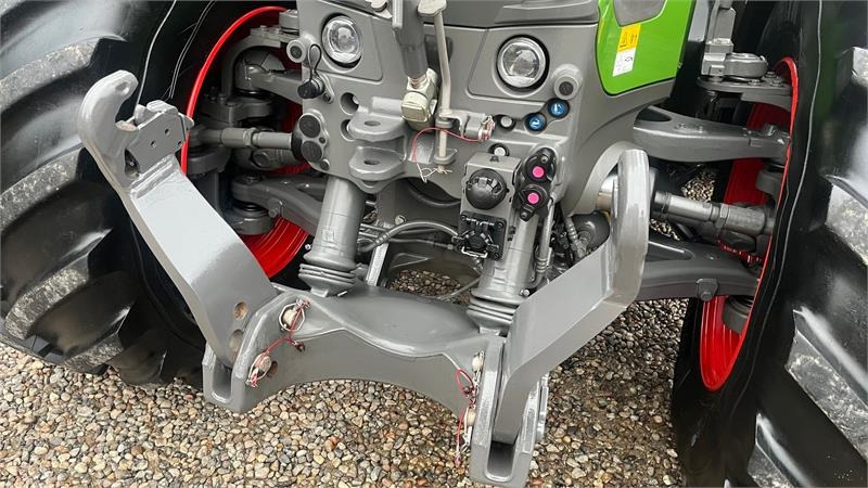 Fendt 942 Vario Gen7 Profi+ Setting2 Med frontlift - Traktor: obrázek 4 Fendt 942 Vario Gen7 Profi+ Setting2 Med frontlift - Traktor: obrázek 4