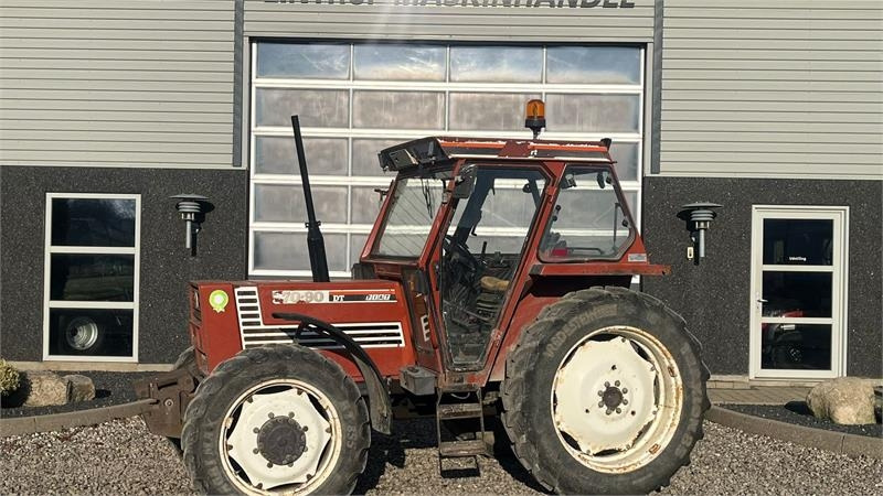 Fiat 70-90 Med bred Comfort kabine - Traktor: obrázek 1 Fiat 70-90 Med bred Comfort kabine - Traktor: obrázek 1