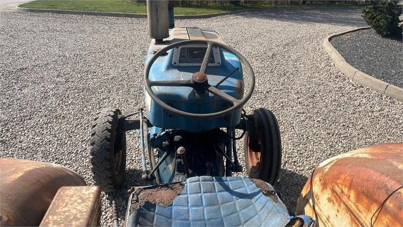 Ford 3000 - Traktor: obrázek 5 Ford 3000 - Traktor: obrázek 5