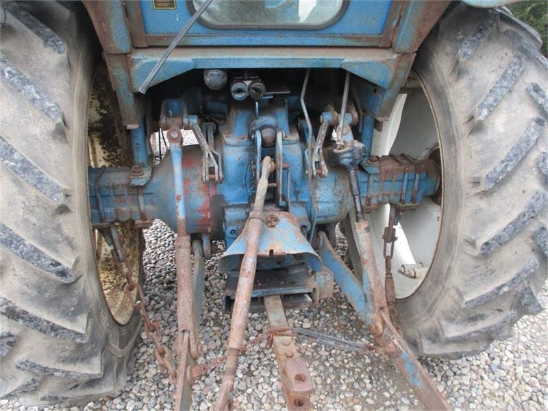 Ford 6600 - Traktor: obrázek 4 Ford 6600 - Traktor: obrázek 4