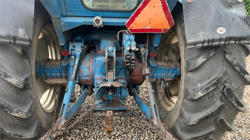 Ford 7610 - Traktor: obrázek 4 Ford 7610 - Traktor: obrázek 4