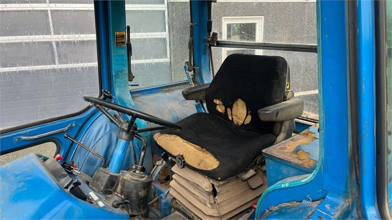 Ford 7610 - Traktor: obrázek 5 Ford 7610 - Traktor: obrázek 5