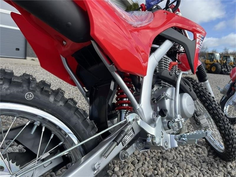 Honda CRF 125 FB Den helt nye model - Čtyřkolka: obrázek 4 Honda CRF 125 FB Den helt nye model - Čtyřkolka: obrázek 4
