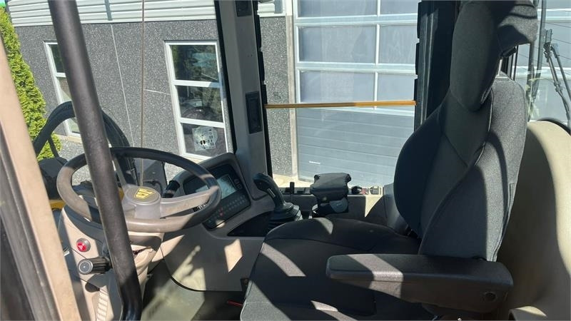 JCB 426 med traktor dækmontering og hurtigskifte samt - Kolový nakladač: obrázek 2 JCB 426 med traktor dækmontering og hurtigskifte samt - Kolový nakladač: obrázek 2