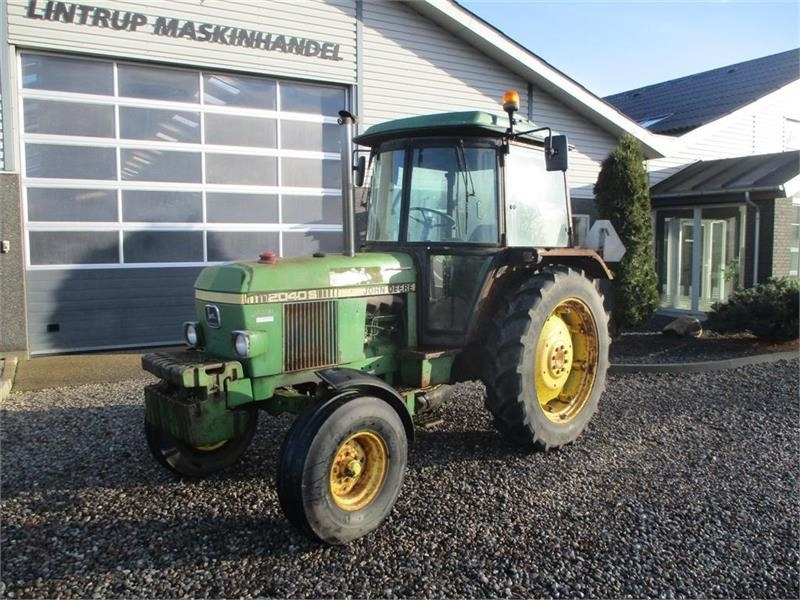 John Deere 2040 S - Traktor: obrázek 2 John Deere 2040 S - Traktor: obrázek 2