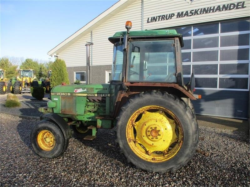John Deere 2040 S - Traktor: obrázek 3 John Deere 2040 S - Traktor: obrázek 3