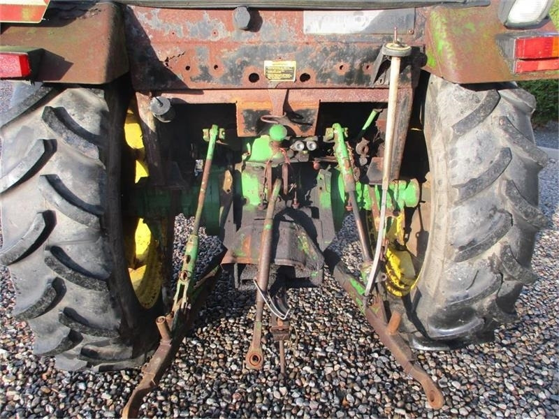 John Deere 2040 S - Traktor: obrázek 4 John Deere 2040 S - Traktor: obrázek 4