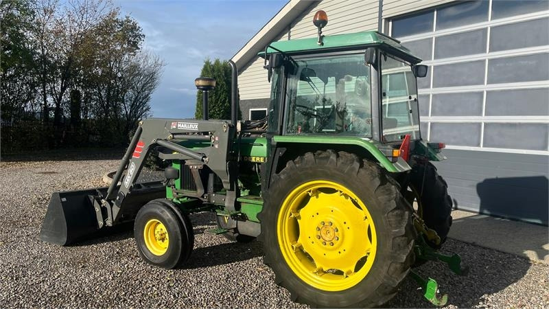 John Deere 2850 Med frontlæsser - Traktor: obrázek 3 John Deere 2850 Med frontlæsser - Traktor: obrázek 3