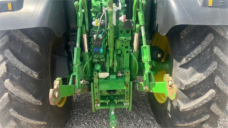 John Deere 6135R Krybegear, frontlift, TLS Affjedret foraksel - Traktor: obrázek 5 John Deere 6135R Krybegear, frontlift, TLS Affjedret foraksel - Traktor: obrázek 5