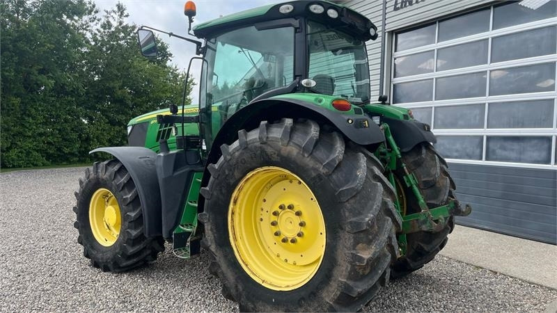 John Deere 6170R AutoPower med frontlift - Traktor: obrázek 3 John Deere 6170R AutoPower med frontlift - Traktor: obrázek 3