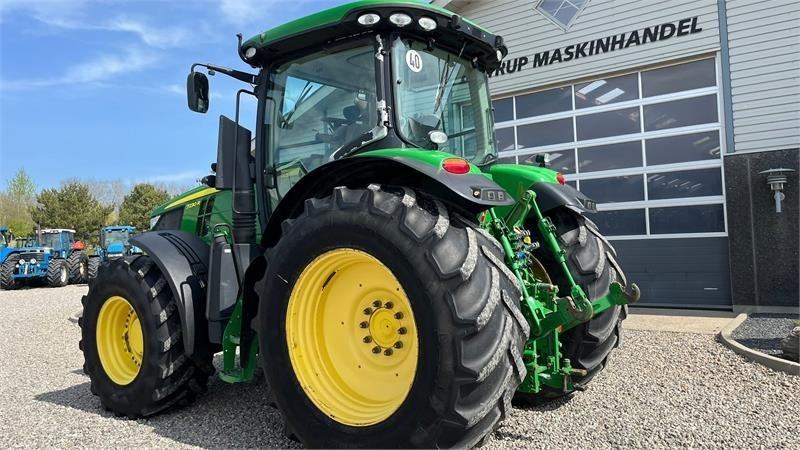 John Deere 7230R Med frontlift. Stor stærk traktor til små pe - Traktor: obrázek 3 John Deere 7230R Med frontlift. Stor stærk traktor til små pe - Traktor: obrázek 3