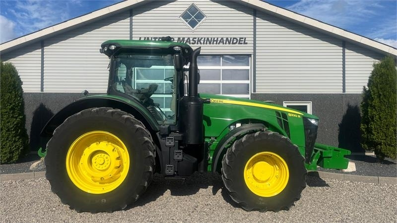 Traktor John Deere 8320R: obrázek 7