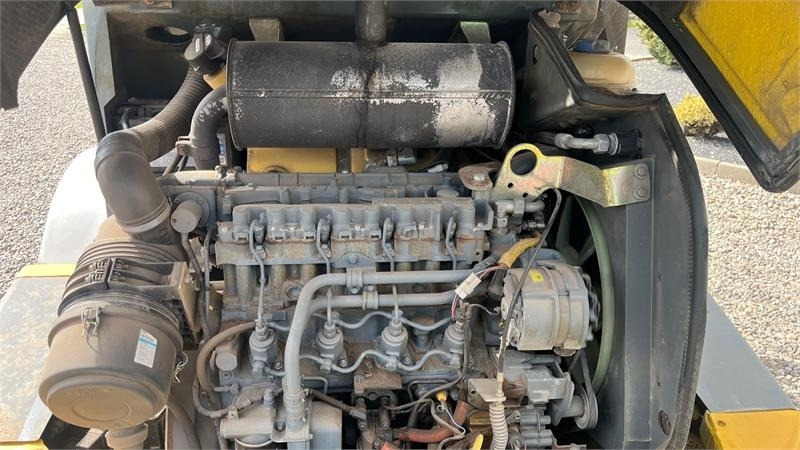 Kramer 750T Allrad med pallegafler og adabter. Med telesk - Kloubový nakladač: obrázek 5 Kramer 750T Allrad med pallegafler og adabter. Med telesk - Kloubový nakladač: obrázek 5