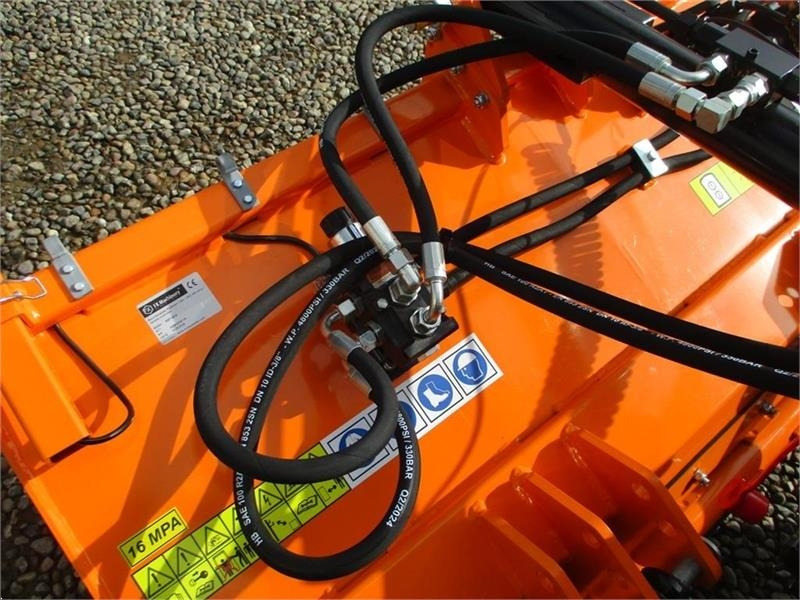 Sypač písku/ Soli pro Komunální/ Speciální technika Limas SSP140 Selvlæssende og med lys: obrázek 10