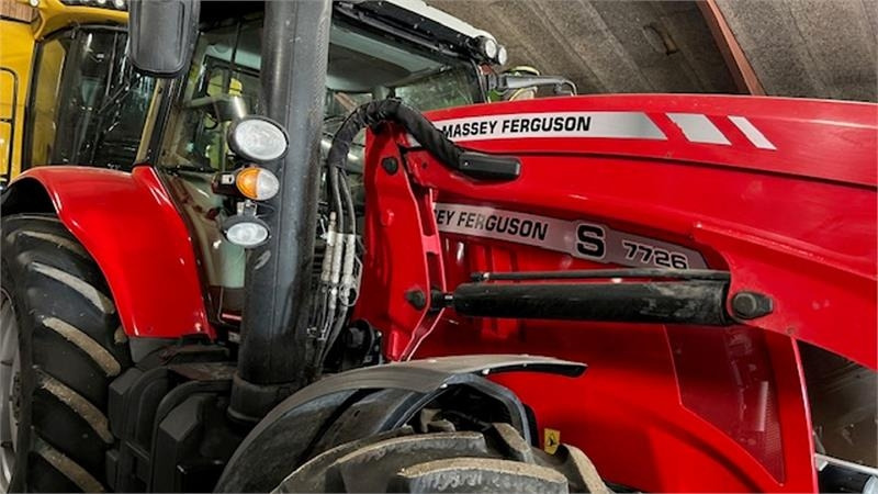 Massey Ferguson 7726 S DynaVT Med front læsser. Læsser er meget li - Traktor: obrázek 2 Massey Ferguson 7726 S DynaVT Med front læsser. Læsser er meget li - Traktor: obrázek 2