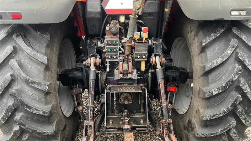 Massey Ferguson 8250 Powercontrol - Traktor: obrázek 4 Massey Ferguson 8250 Powercontrol - Traktor: obrázek 4