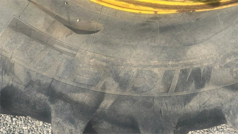 Michelin 650/85R38 Tvillinghjul med 8 låse - Pneumatiky pro Zemědělská technika: obrázek 3 Michelin 650/85R38 Tvillinghjul med 8 låse - Pneumatiky pro Zemědělská technika: obrázek 3