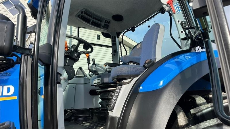 New Holland T7.165S Med frontlæsser - Traktor: obrázek 4 New Holland T7.165S Med frontlæsser - Traktor: obrázek 4