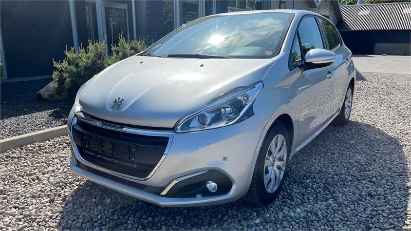 Peugeot 208 1,6 BlueHDi 100 Active Van 5d. NYSYNET og KUN - Minibus, Mikrobus: obrázek 3 Peugeot 208 1,6 BlueHDi 100 Active Van 5d. NYSYNET og KUN - Minibus, Mikrobus: obrázek 3