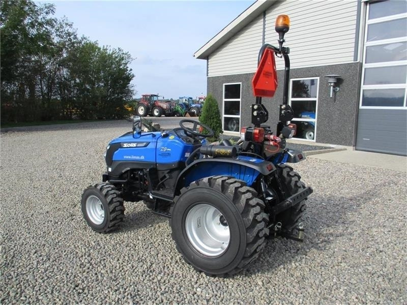Solis 26 6+2 gearmaskine med Servostyrring og Industri h - Traktor: obrázek 3 Solis 26 6+2 gearmaskine med Servostyrring og Industri h - Traktor: obrázek 3