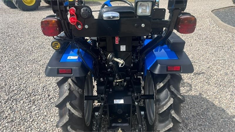 Solis S26 6+2 gearmaskine med servostyring - Komunální traktor: obrázek 4 Solis S26 6+2 gearmaskine med servostyring - Komunální traktor: obrázek 4