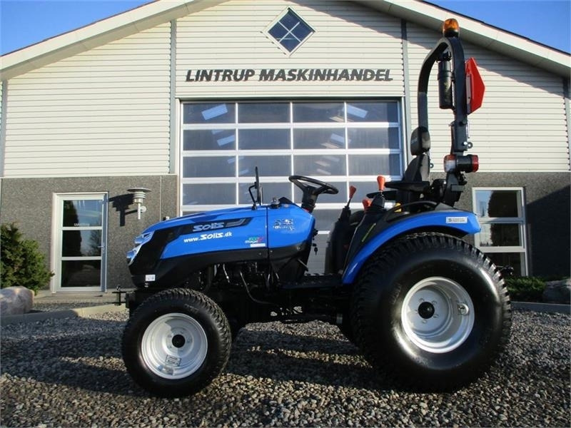 Solis S26 Shuttle XL 9+9 med store brede Turf hjul på ti - Traktor: obrázek 1 Solis S26 Shuttle XL 9+9 med store brede Turf hjul på ti - Traktor: obrázek 1