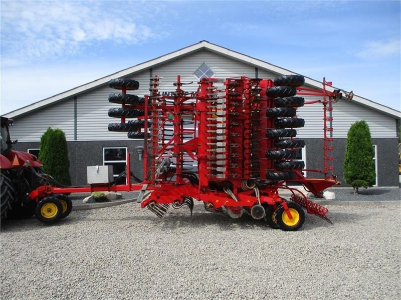 Vaderstad Rapid A800 S med fylde snegl, stor såsæt til små p - Secí stroj: obrázek 1 Vaderstad Rapid A800 S med fylde snegl, stor såsæt til små p - Secí stroj: obrázek 1