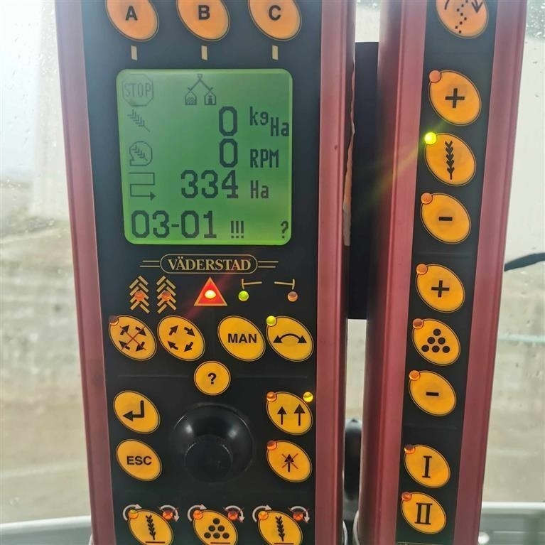 Vaderstad Rapid A800 S med fylde snegl, stor såsæt til små p - Secí stroj: obrázek 3 Vaderstad Rapid A800 S med fylde snegl, stor såsæt til små p - Secí stroj: obrázek 3