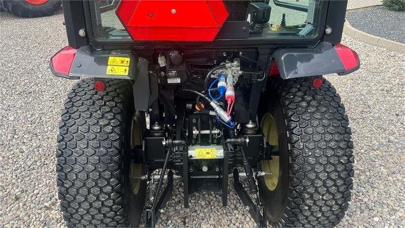 Yanmar YT 235H 4WD Snow Edition med sneplov og spreder - Komunální traktor: obrázek 5 Yanmar YT 235H 4WD Snow Edition med sneplov og spreder - Komunální traktor: obrázek 5