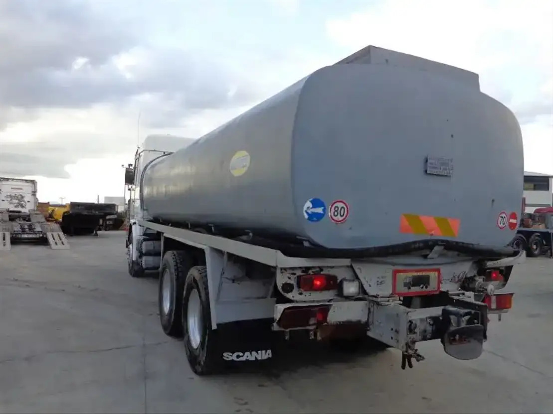 Scania R143-470 V8 Scania R143HL .470 6X2 Diesel/OIL Tank - Jiná technika: obrázek 4 Scania R143-470 V8 Scania R143HL .470 6X2 Diesel/OIL Tank - Jiná technika: obrázek 4