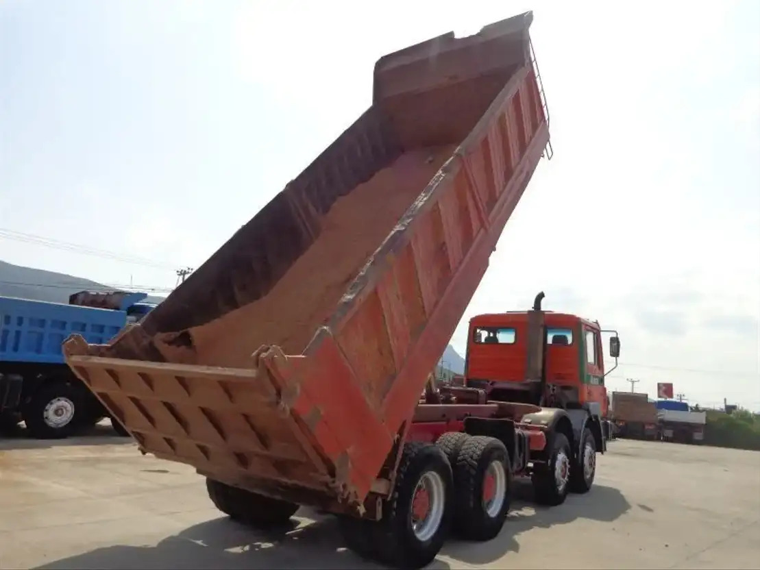 MAN 33.403 MAN 35.403 8X4 - Sklápěč: obrázek 4 MAN 33.403 MAN 35.403 8X4 - Sklápěč: obrázek 4