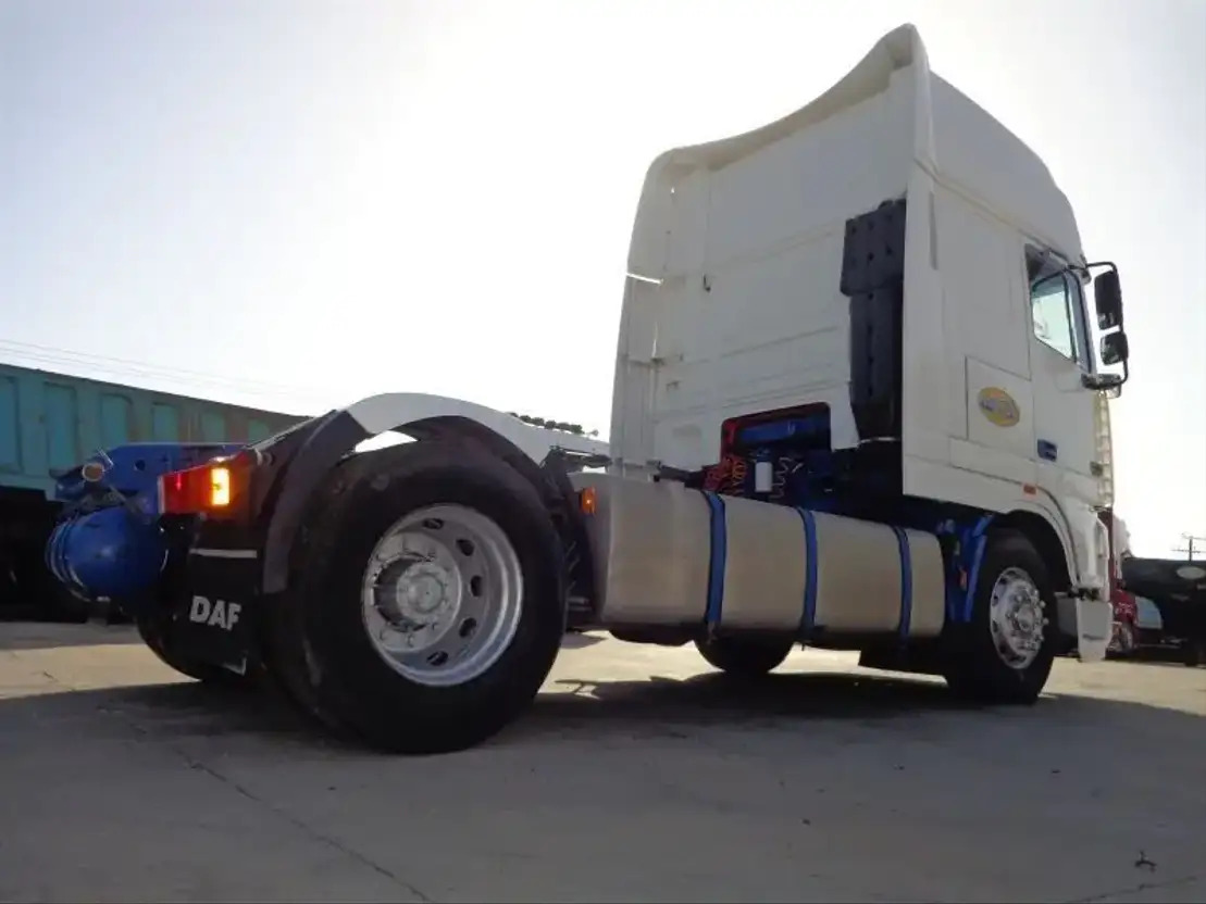 DAF XF 480 DAF XF.480 4X2 Super Space Intarder - Tahač: obrázek 4 DAF XF 480 DAF XF.480 4X2 Super Space Intarder - Tahač: obrázek 4