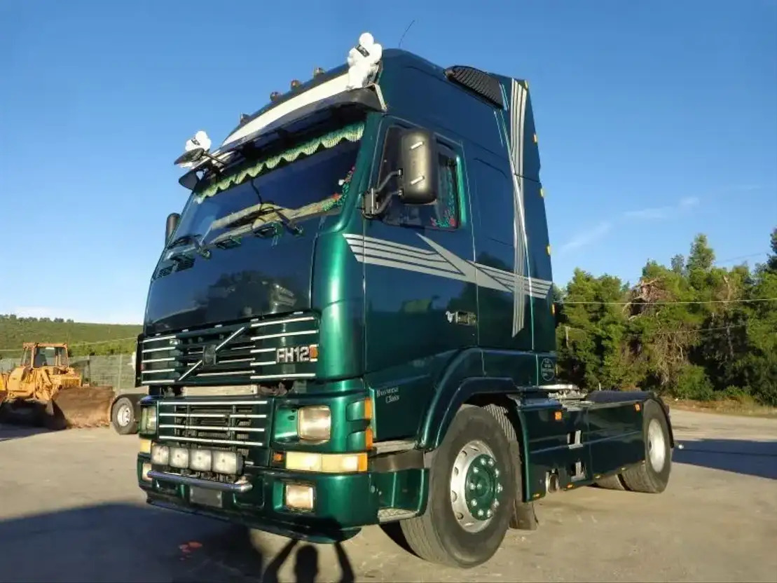 Volvo FH 12.420 Volvo FH12.420 4X2 - Tahač: obrázek 1 Volvo FH 12.420 Volvo FH12.420 4X2 - Tahač: obrázek 1