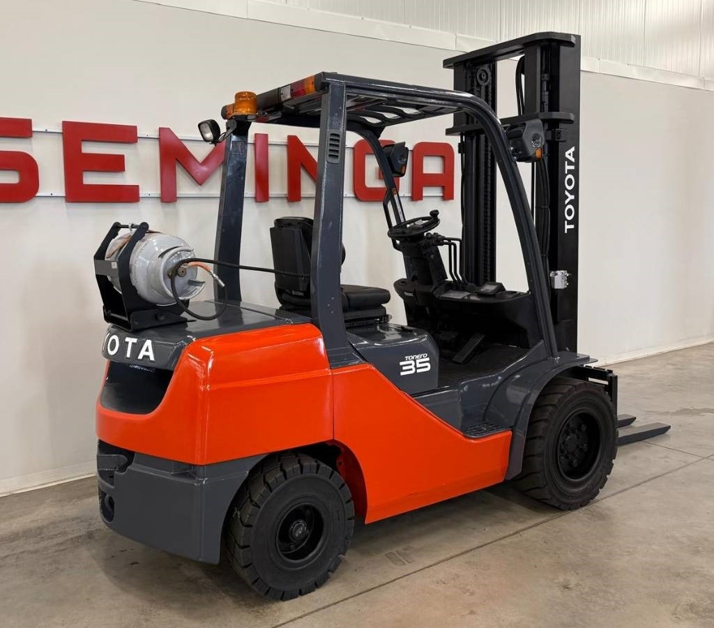 Toyota 10913 - 02-8FGJF35 - Plynový vysokozdvižný vozík: obrázek 3 Toyota 10913 - 02-8FGJF35 - Plynový vysokozdvižný vozík: obrázek 3