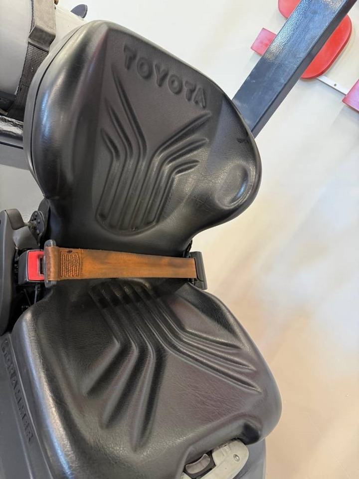 Toyota 11051 - 8FBE15T - Elektrický vysokozdvižný vozík: obrázek 5 Toyota 11051 - 8FBE15T - Elektrický vysokozdvižný vozík: obrázek 5