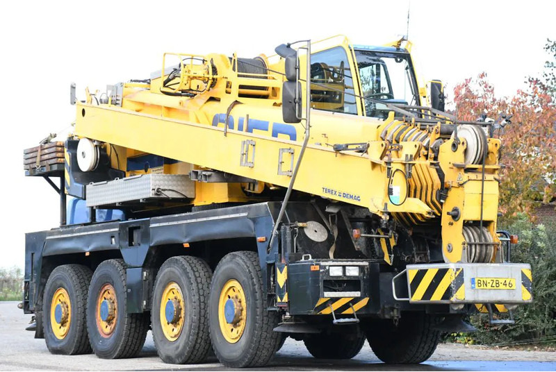 Demag AC60 CITY CLASS! Double cab!!8X8!! - Autojeřáb: obrázek 1 Demag AC60 CITY CLASS! Double cab!!8X8!! - Autojeřáb: obrázek 1
