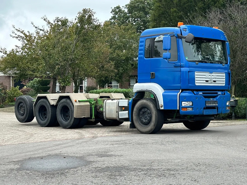 MAN TGA 35.480 8x4!!TRIPLE CHASSIS!! - Podvozek s kabinou: obrázek 2 MAN TGA 35.480 8x4!!TRIPLE CHASSIS!! - Podvozek s kabinou: obrázek 2