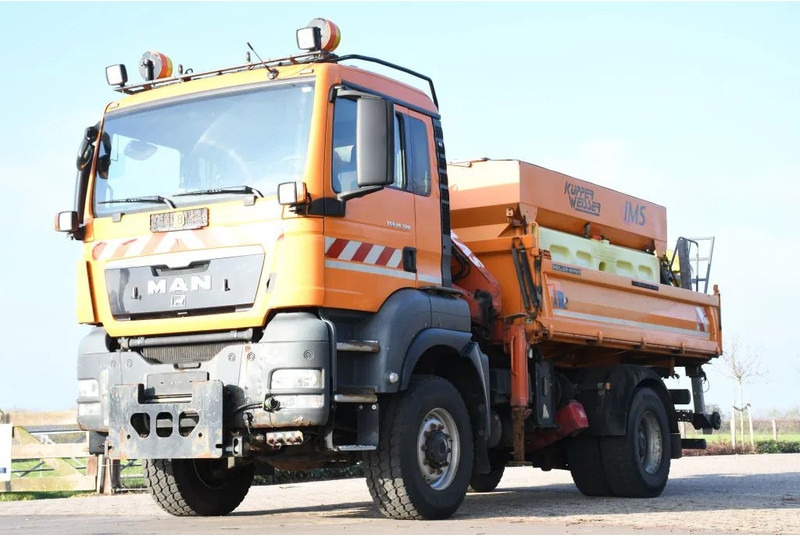 MAN TGS 18.320 4x4!! KRAN/!!!WINTERDIENST/DREISEITENKIPPER!!KOMMUNAL/KLIMA!! - Sklápěč, Auto s hydraulickou rukou: obrázek 4 MAN TGS 18.320 4x4!! KRAN/!!!WINTERDIENST/DREISEITENKIPPER!!KOMMUNAL/KLIMA!! - Sklápěč, Auto s hydraulickou rukou: obrázek 4