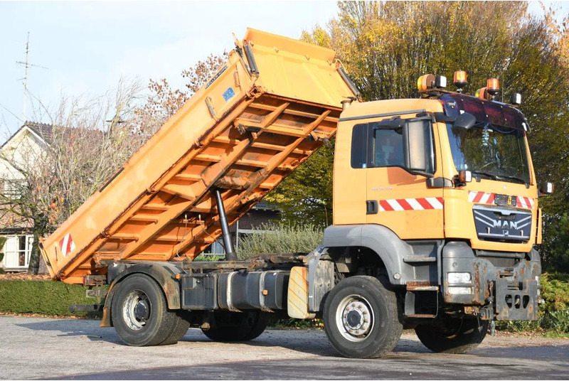 MAN TGS 18.320 AK!!4X4!! KIPPER MEILLER!!KOMMUNAL LKW!!KLIMA - Sklápěč: obrázek 3 MAN TGS 18.320 AK!!4X4!! KIPPER MEILLER!!KOMMUNAL LKW!!KLIMA - Sklápěč: obrázek 3