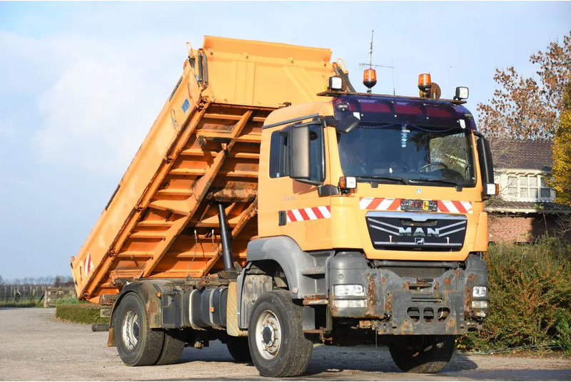 MAN TGS 18.320 AK!!4X4!! KIPPER MEILLER!!KOMMUNAL LKW!!KLIMA - Sklápěč: obrázek 1 MAN TGS 18.320 AK!!4X4!! KIPPER MEILLER!!KOMMUNAL LKW!!KLIMA - Sklápěč: obrázek 1