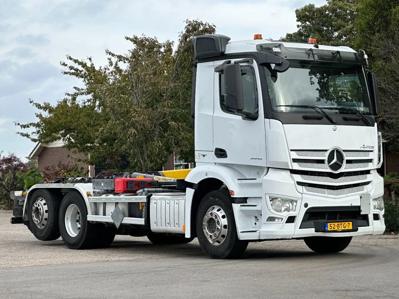 Mercedes-Benz Antos 2545!!EUR6 HAAK/ABROLLKIPPER!!KNICKARM!! - Hákový nosič kontejnerů: obrázek 2 Mercedes-Benz Antos 2545!!EUR6 HAAK/ABROLLKIPPER!!KNICKARM!! - Hákový nosič kontejnerů: obrázek 2