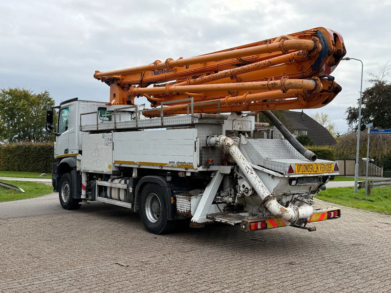 Mercedes-Benz Arocs 2236 PUMI/BETONPOMP!!BETONPUMPE 2017!!SERMAC 4Z27!! only 862 hours!! - Autočerpadlo: obrázek 5 Mercedes-Benz Arocs 2236 PUMI/BETONPOMP!!BETONPUMPE 2017!!SERMAC 4Z27!! only 862 hours!! - Autočerpadlo: obrázek 5
