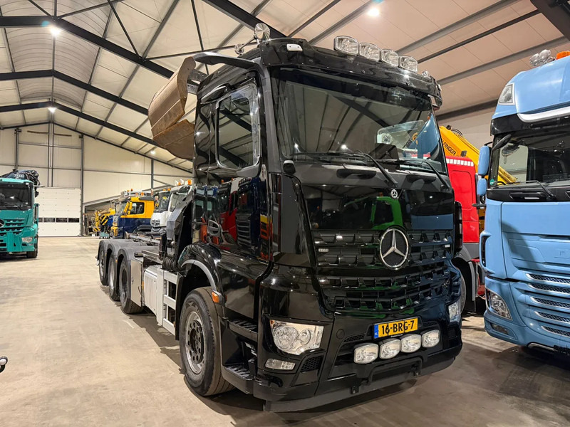 Mercedes-Benz Arocs COMING SOON!! 3745 Z-crane/HOOK, 2021!! TOP!! - Hákový nosič kontejnerů, Auto s hydraulickou rukou: obrázek 1 Mercedes-Benz Arocs COMING SOON!! 3745 Z-crane/HOOK, 2021!! TOP!! - Hákový nosič kontejnerů, Auto s hydraulickou rukou: obrázek 1
