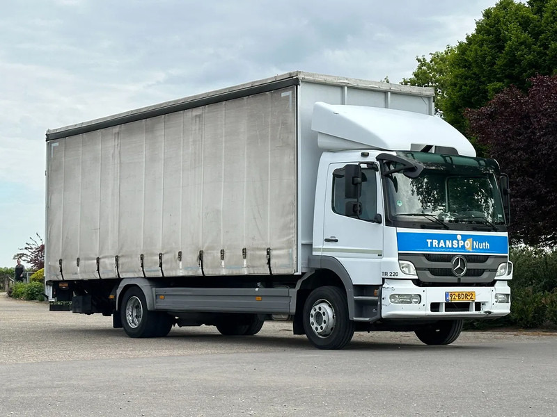 Mercedes-Benz Atego 1218 bakwagen met laadklep 2000kg! - Skříňový nákladní auto: obrázek 1 Mercedes-Benz Atego 1218 bakwagen met laadklep 2000kg! - Skříňový nákladní auto: obrázek 1