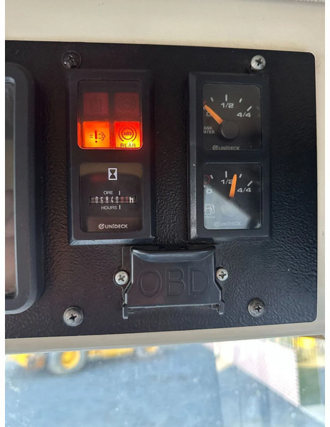 Zametací vůz Ravo 580 VEEGMACHINE/SWEEPER!!: obrázek 11 Zametací vůz Ravo 580 VEEGMACHINE/SWEEPER!!: obrázek 11