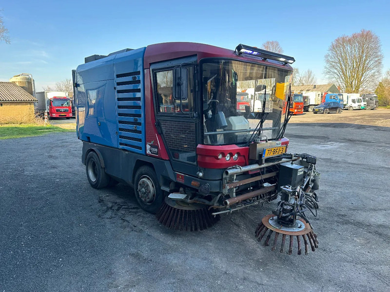 Zametací vůz Ravo 580 VEEGMACHINE/SWEEPER!!: obrázek 6 Zametací vůz Ravo 580 VEEGMACHINE/SWEEPER!!: obrázek 6