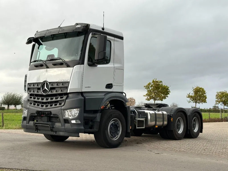 Mercedes-Benz Arocs 3351 6x4 LS!! TRK 180ton!!UNUSED!!TURBO RETARDER!!BELGIUM TRUCK!! - Tahač: obrázek 4 Mercedes-Benz Arocs 3351 6x4 LS!! TRK 180ton!!UNUSED!!TURBO RETARDER!!BELGIUM TRUCK!! - Tahač: obrázek 4